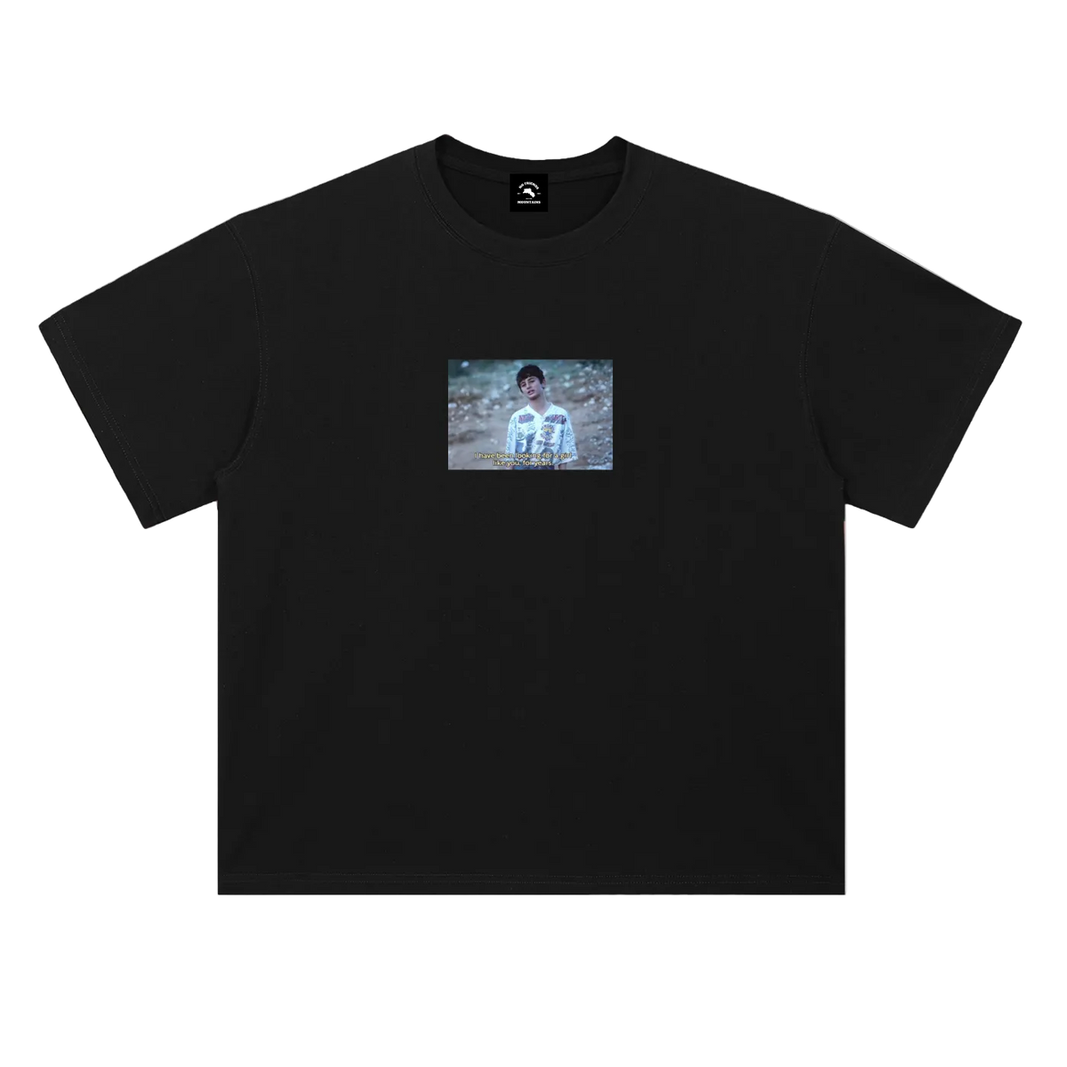 BLACK ''GIRL LIKE YOU'' TEE